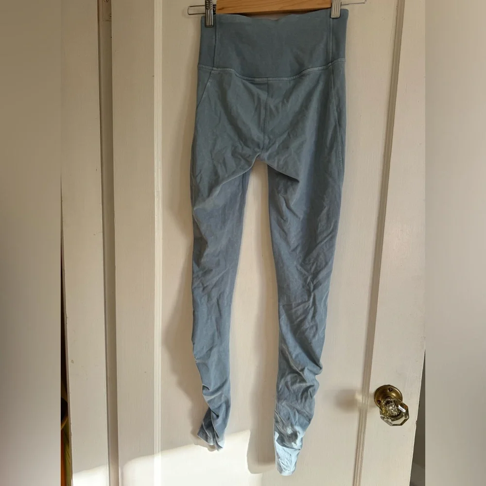 Lululemon Inner Glow Tight 28"
Washed Chambray - Picture 7 of 10